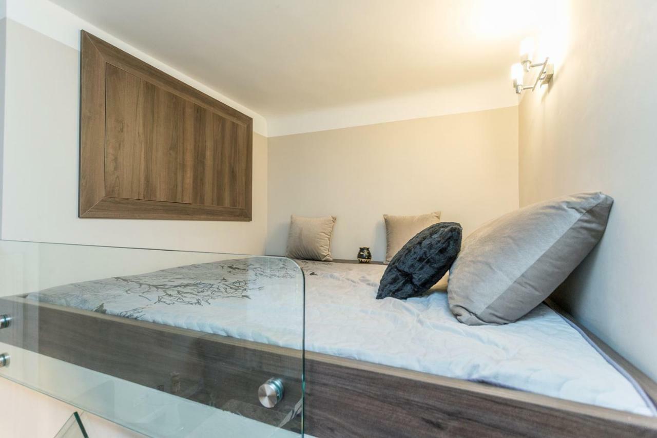 Apartment W35 *